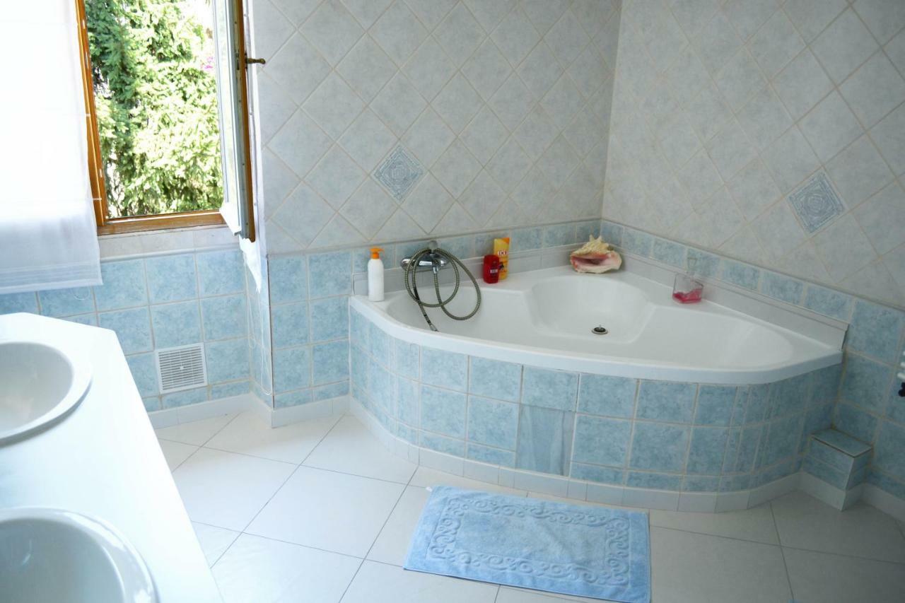 B&B Les Pervenches Nice Bagian luar foto
